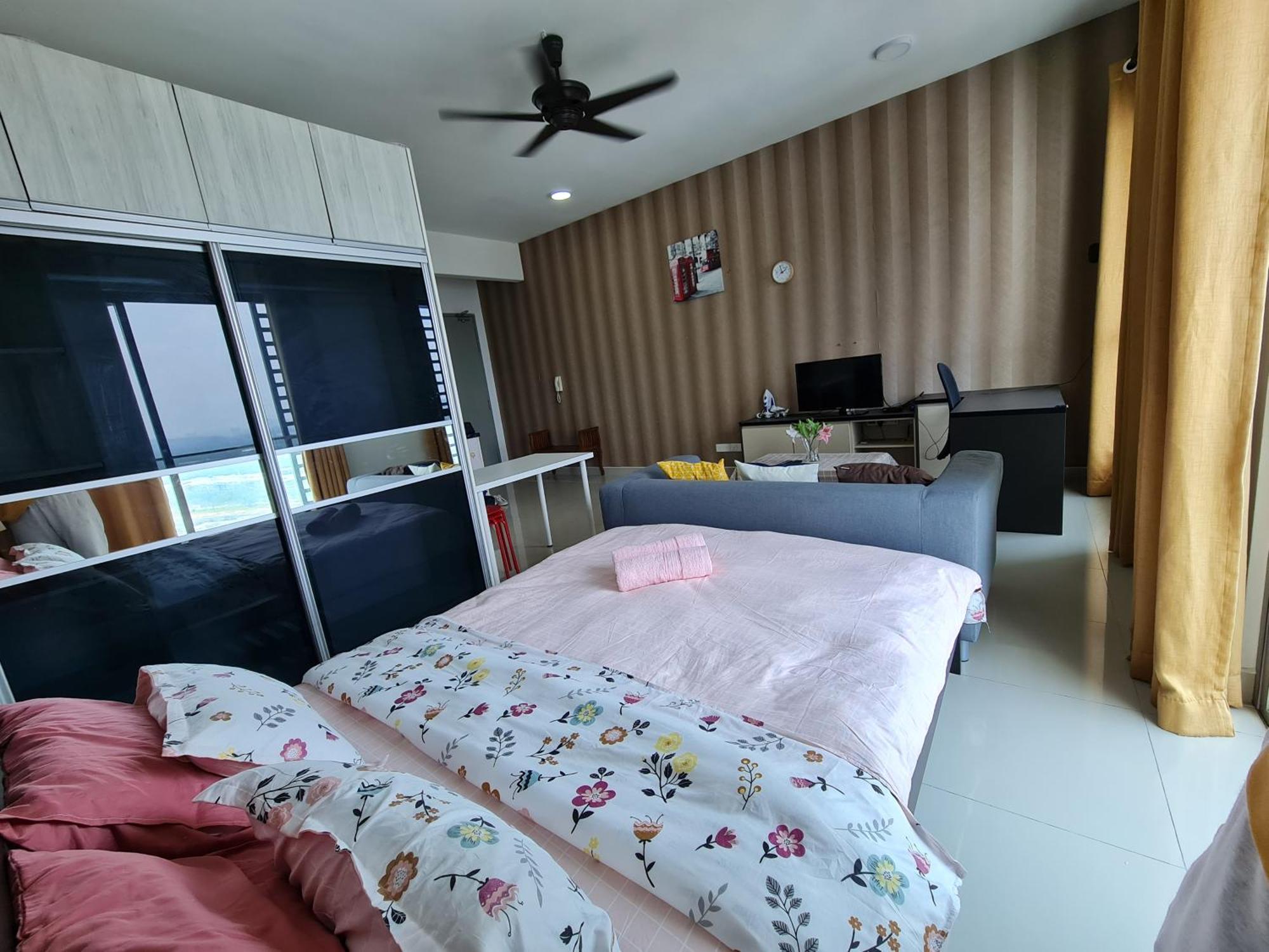 Retreat At Cybersquare Apartment ไซเบอร์จายา ภายนอก รูปภาพ