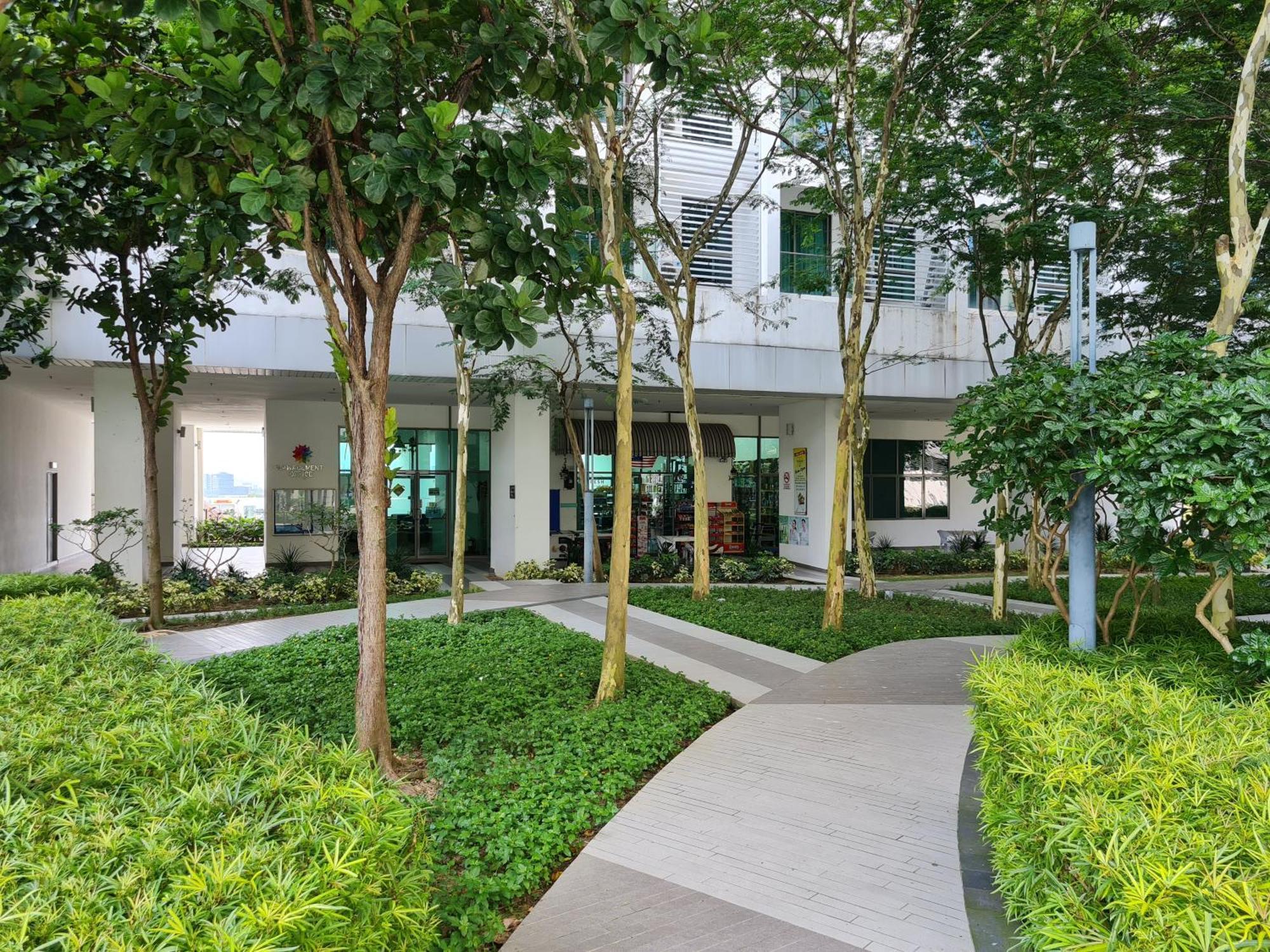 Retreat At Cybersquare Apartment ไซเบอร์จายา ภายนอก รูปภาพ