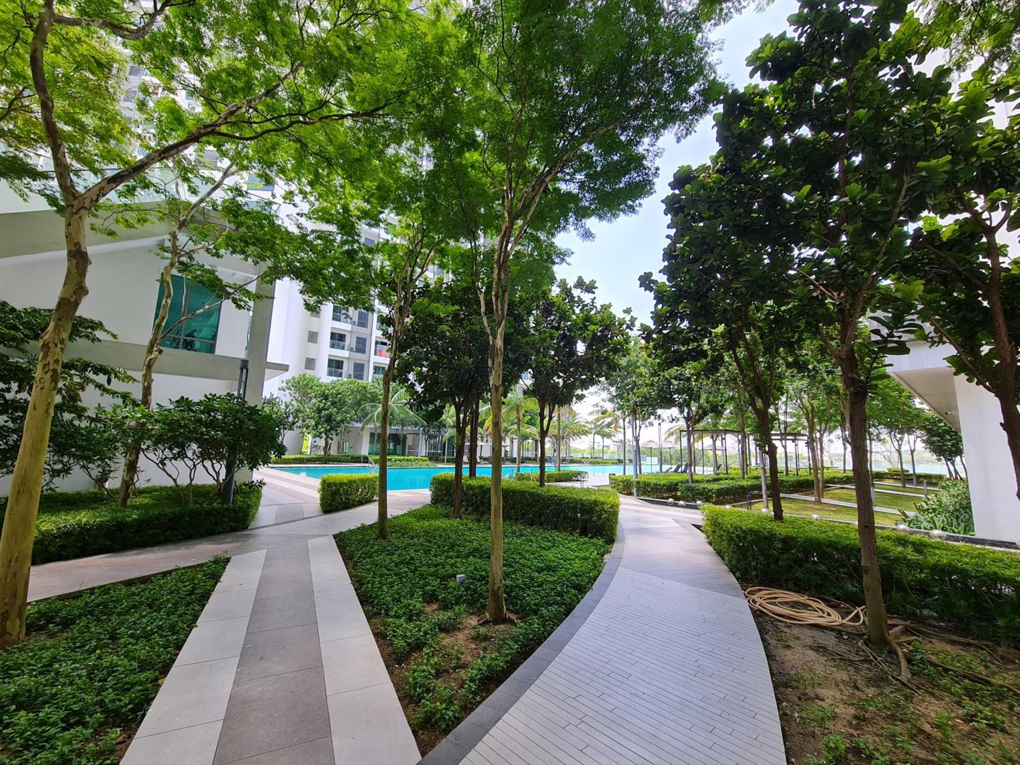 Retreat At Cybersquare Apartment ไซเบอร์จายา ภายนอก รูปภาพ